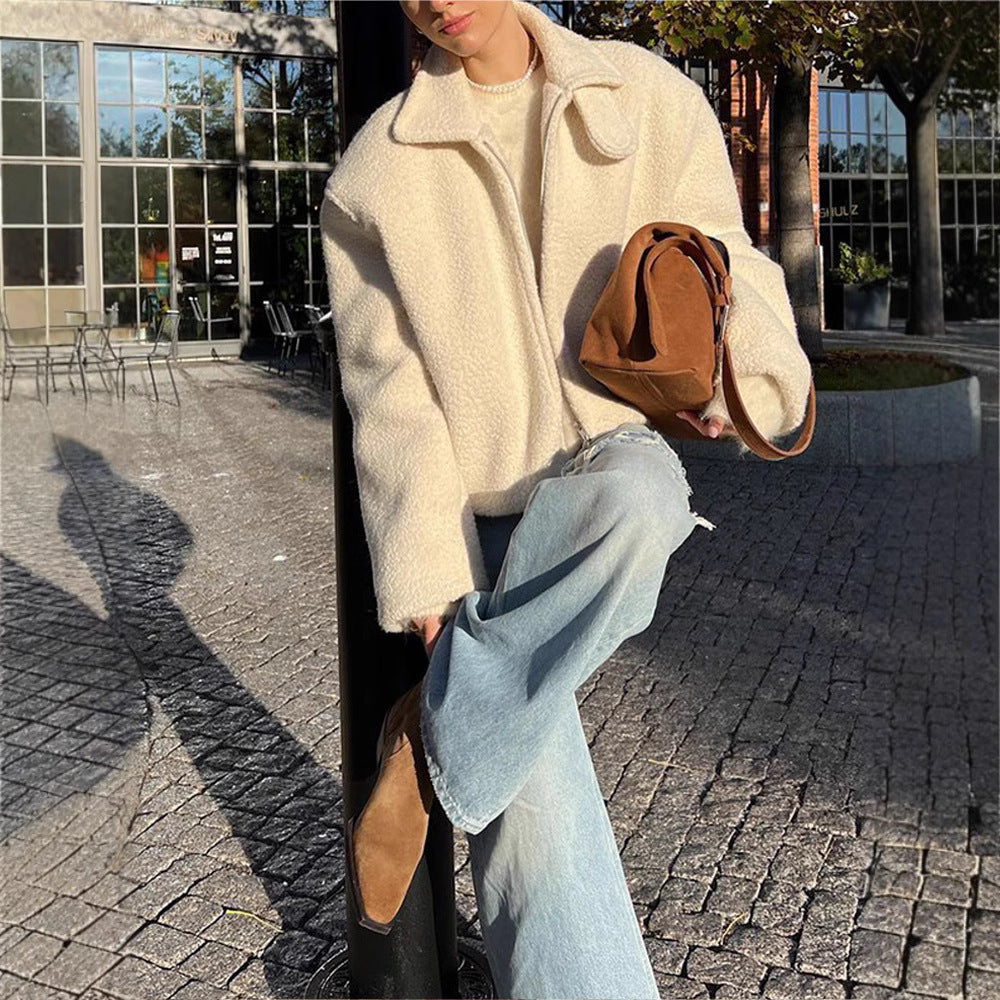 Veste courte épaisse en laine d’agneau